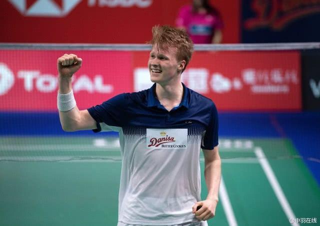 作为足球界 作为足球界